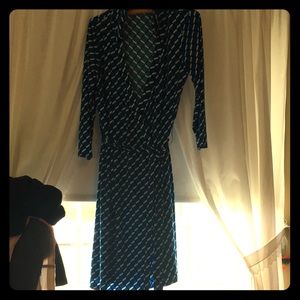 Nine West blue geometric wrap dress!